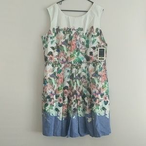 NWT Nice Julian Taylor floral dress